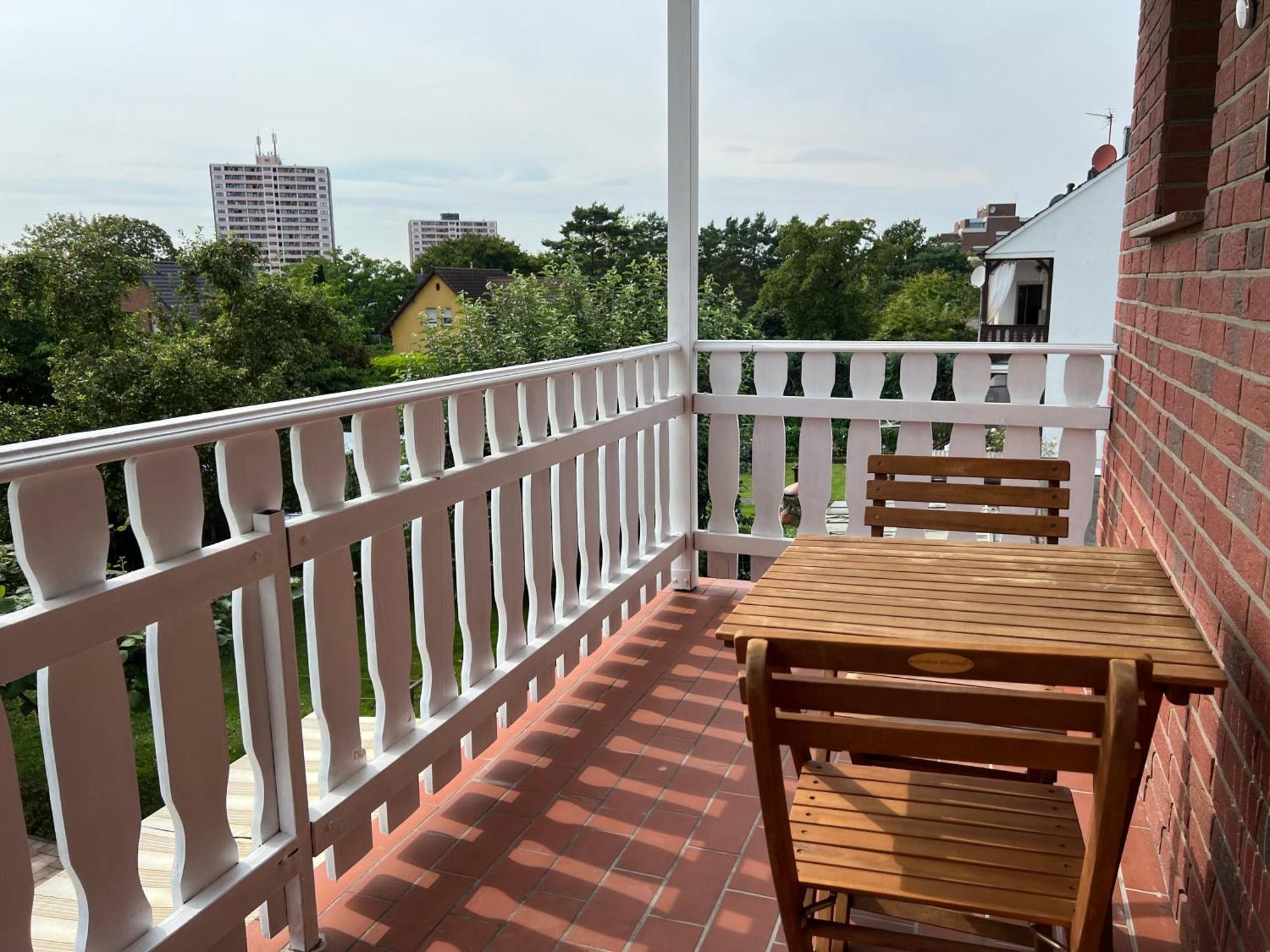 Elegante Apartment In Erftstadt Mit Balkon, Zentral, Bahnhof Nah, Phantasialand Bruehl Bei Cologne Екстериор снимка