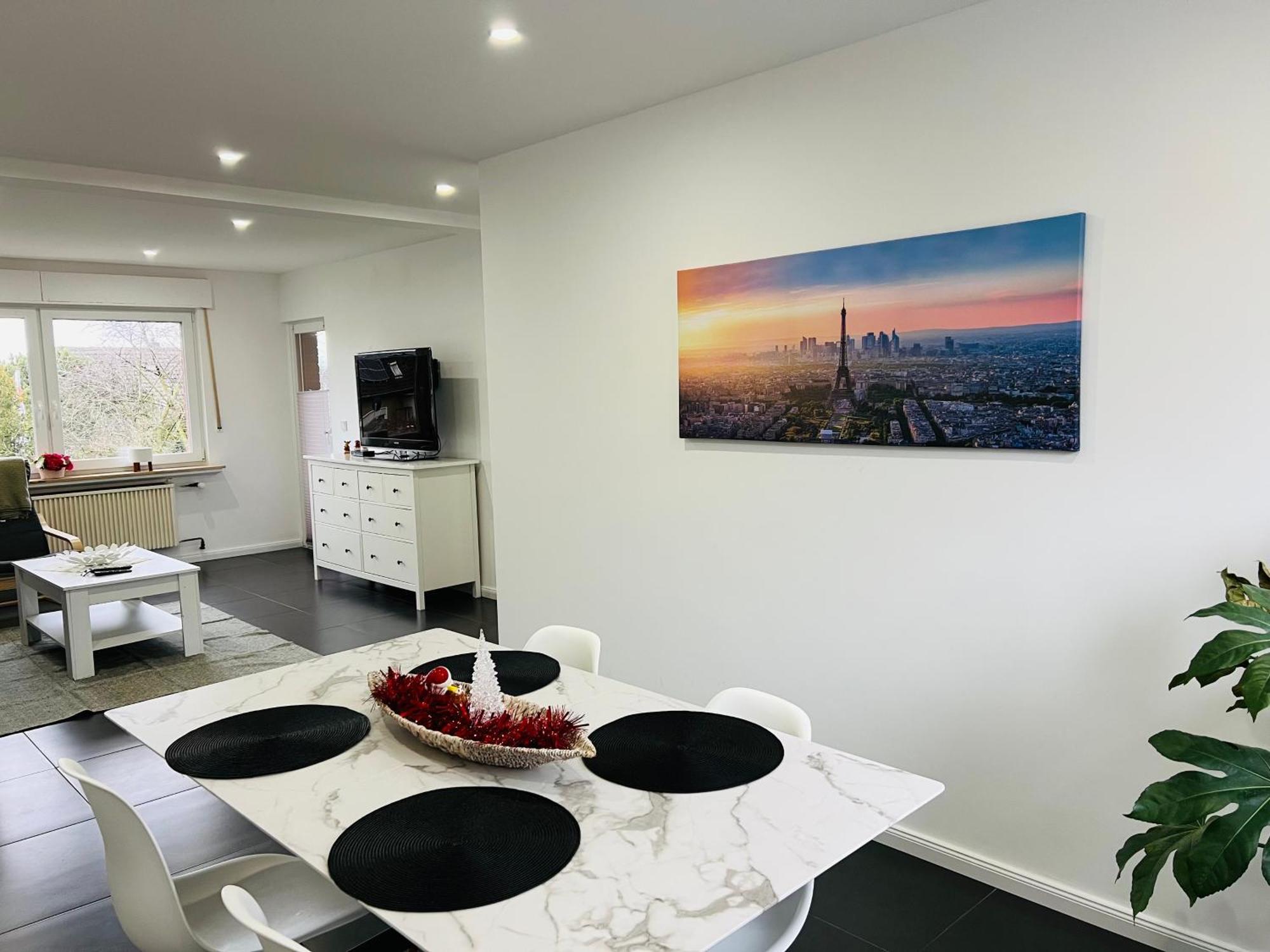 Elegante Apartment In Erftstadt Mit Balkon, Zentral, Bahnhof Nah, Phantasialand Bruehl Bei Cologne Екстериор снимка